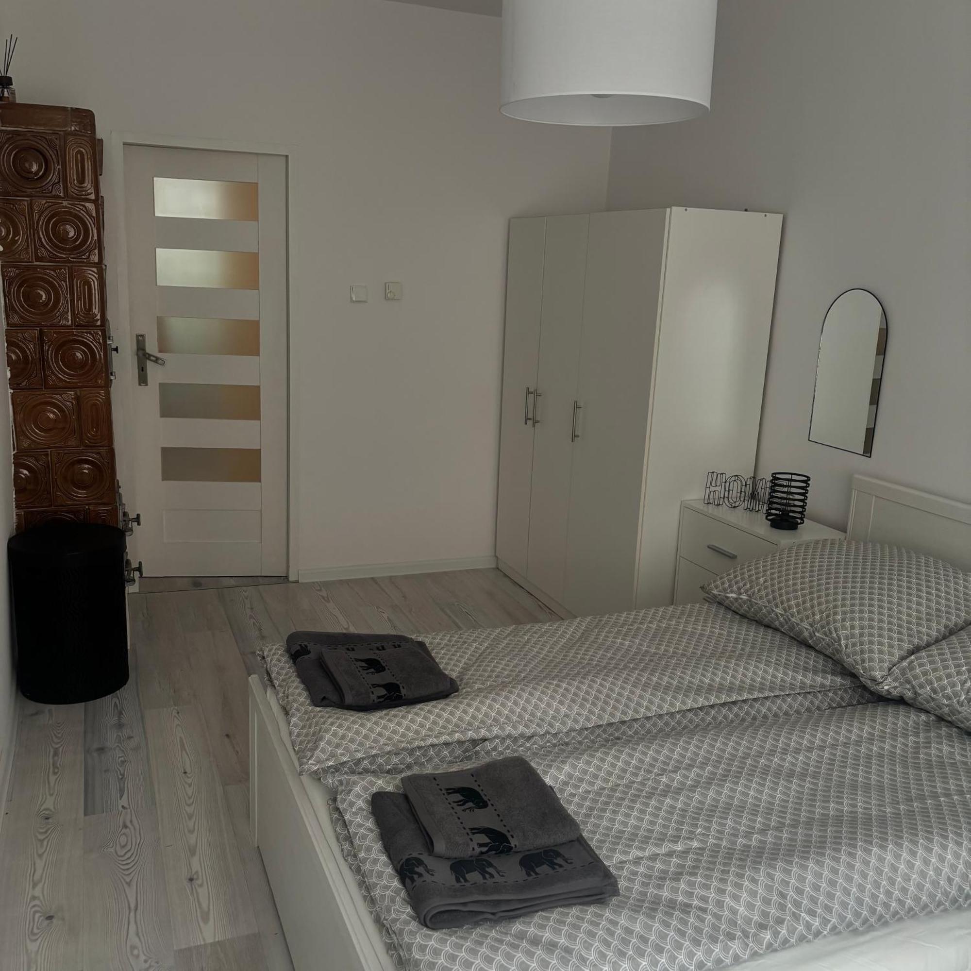 Leczkowa Apartment *
